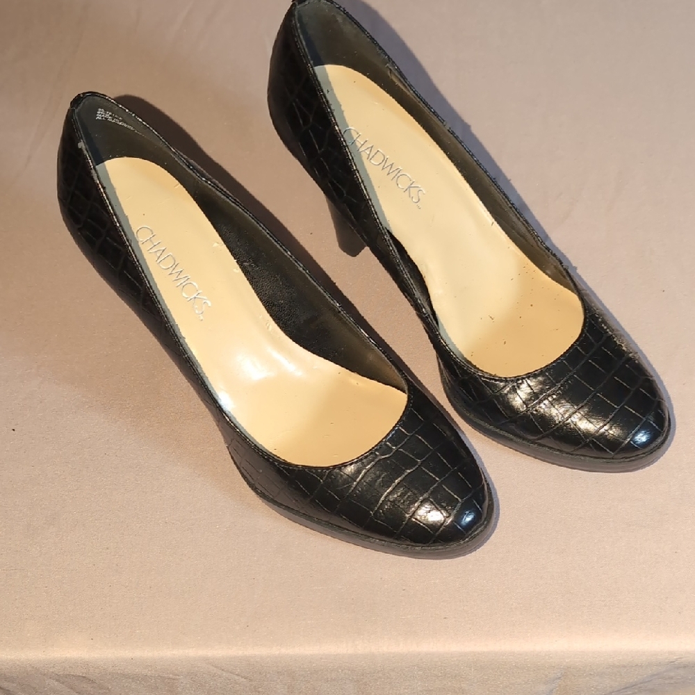 Chadwicks Black Croc-Embossed Heels